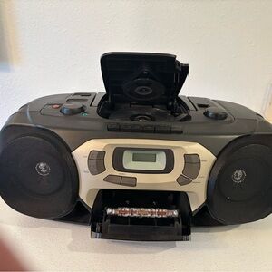 Philips Black and Silver Portable CD Cassette Boombox with AM/FM